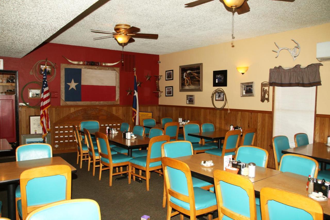Lone Star Inn Llano Екстериор снимка