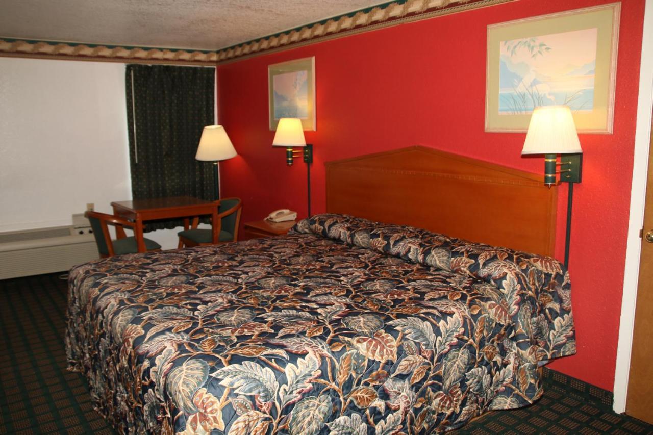 Lone Star Inn Llano Стая снимка